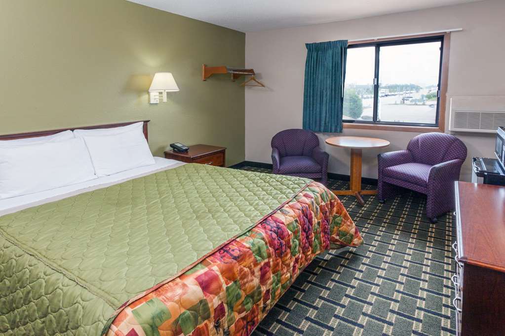 Super 8 By Wyndham Michigan City Rum bild
